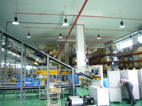 LIL1705 LED industrial light project photo in Singapore Sheng Siong supermarket